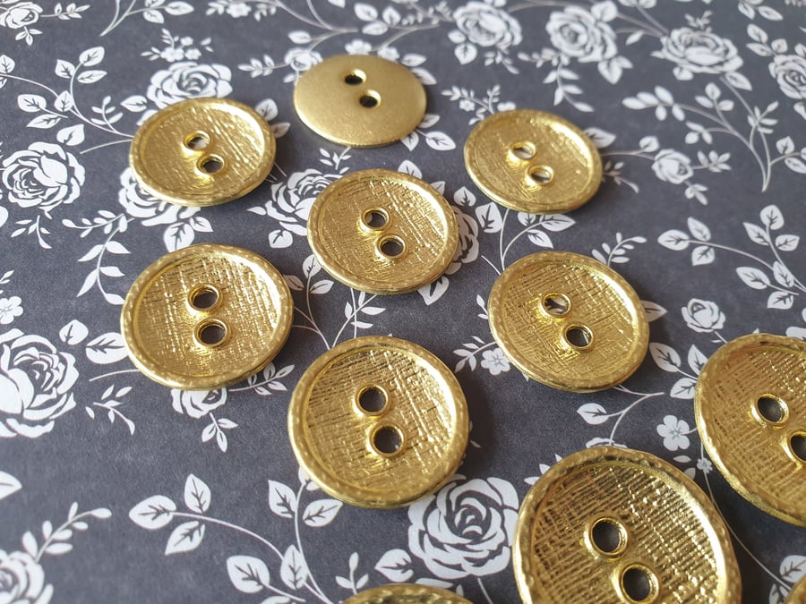 3 4" 19mm Matt Gold Buttons from Italy