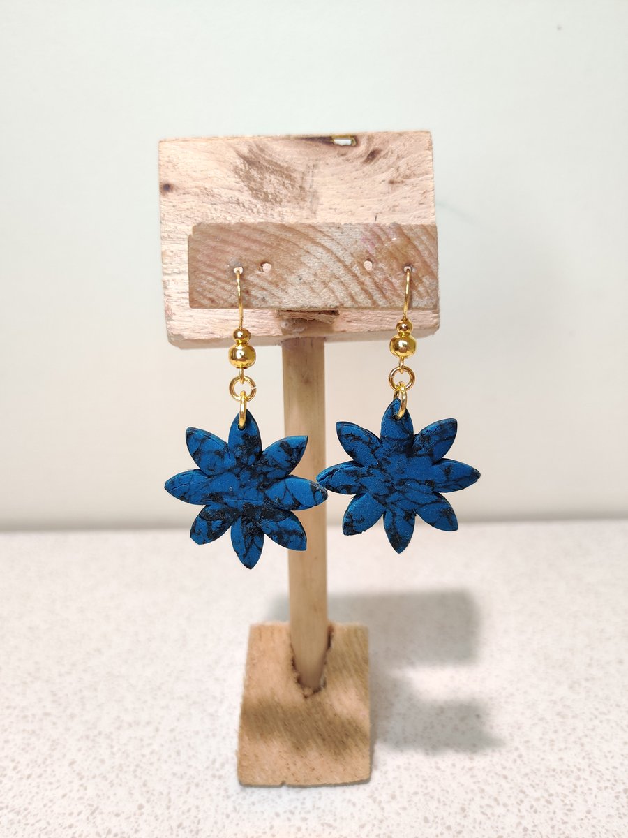 Blue mosaic flower polymerclay hoop earrings