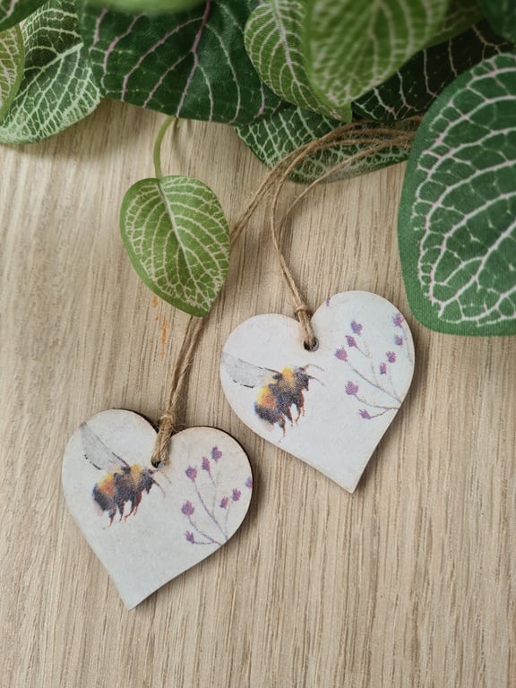 2 gift tags bee design wooden decoupage decorations 
