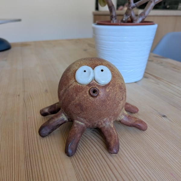 Ceramic octopus cute ornament 