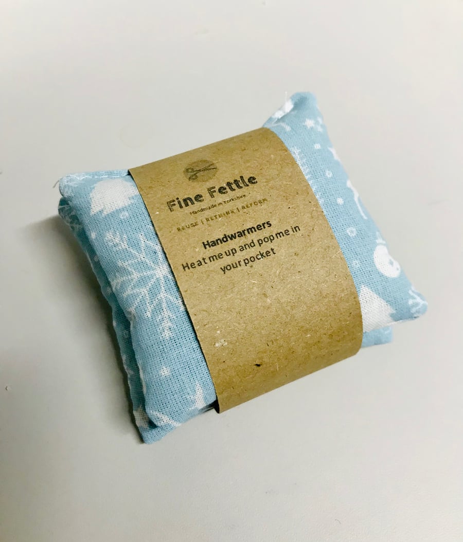 1 Pair of Reusable Hand Warmers