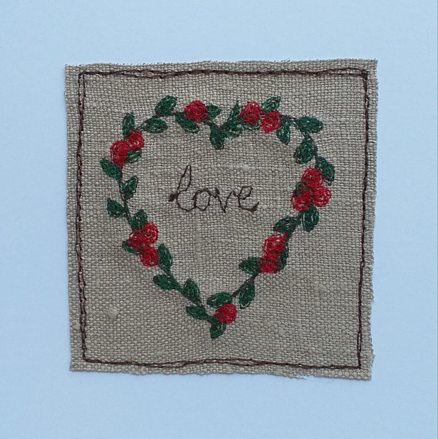  Red Love Heart Embroidered Wreath Card