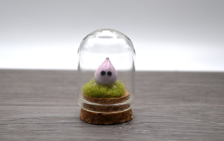 small glass wisp keepsake figure