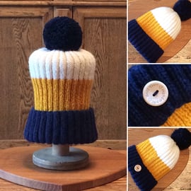 Luxury Ribbed Beanie with large Pom Pom 