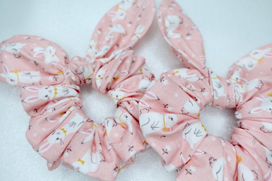 Easter Scrunchies, Pink Spring Bunny Scrunchies, Scrunchies with Bow