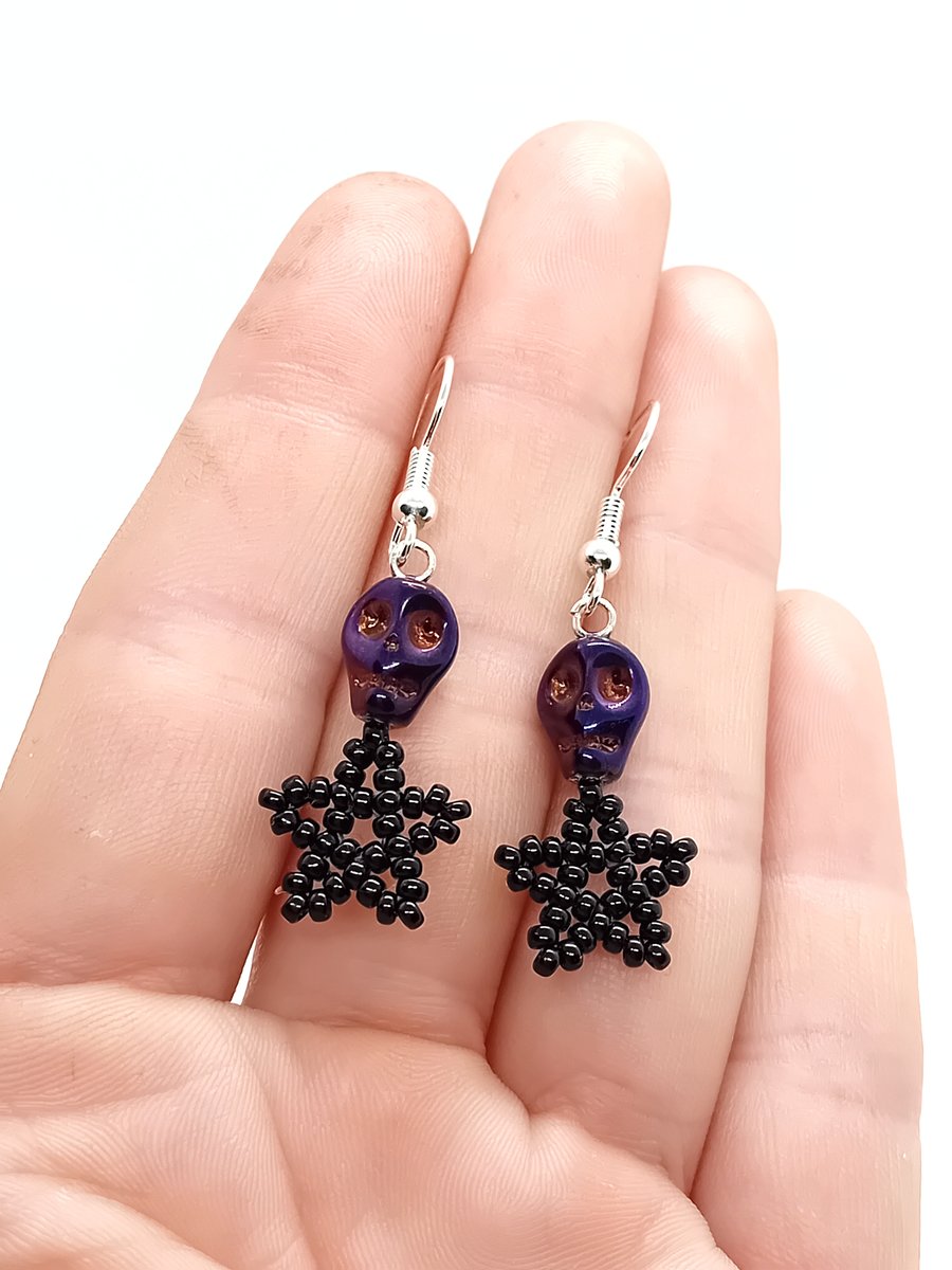 Metallic pearlescent skull and star beaded earrings
