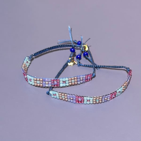 Glass Seed Bead Friendship Bracelet - Square Flowers