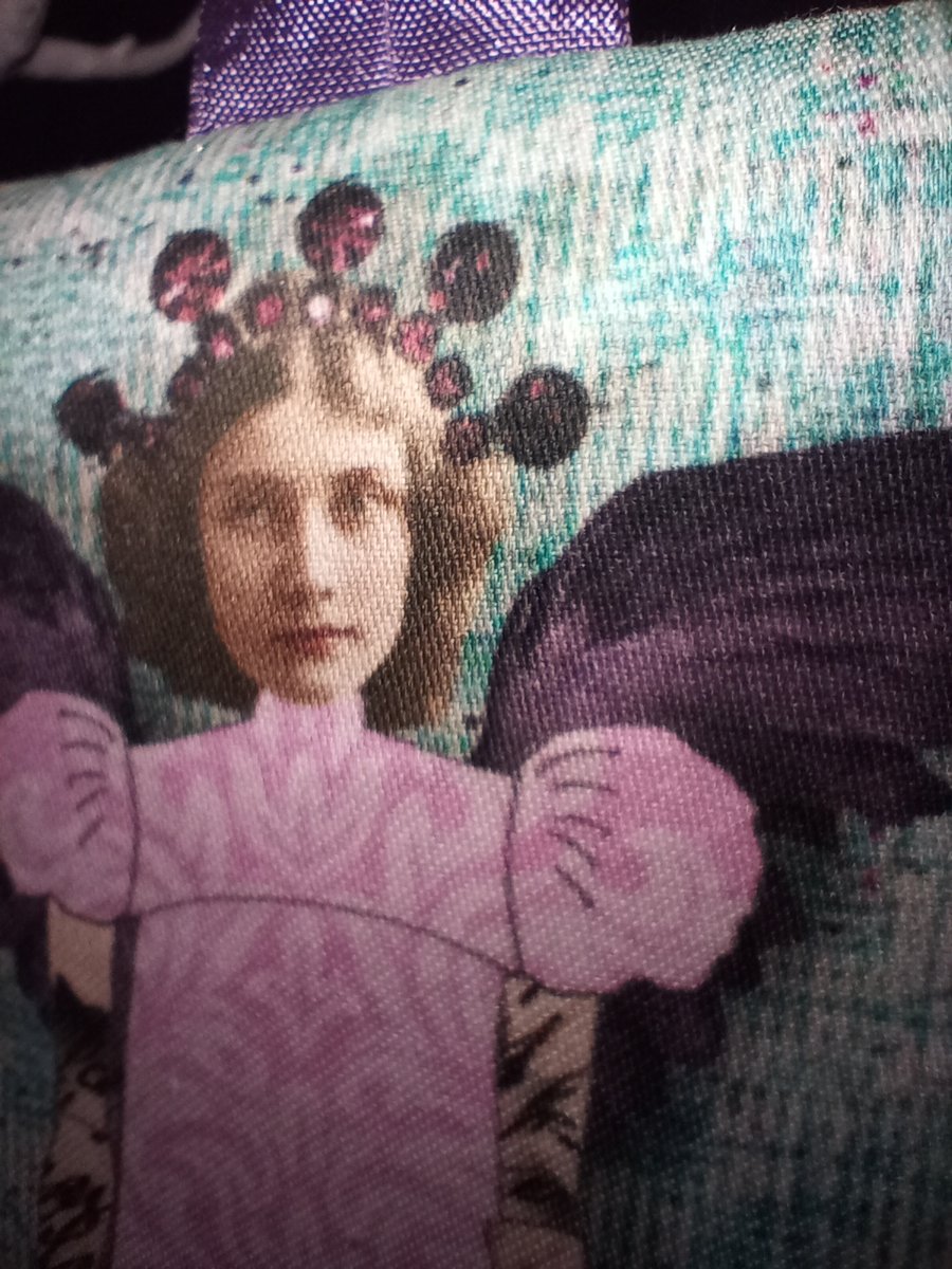 Hanging decoration fairy pink damask