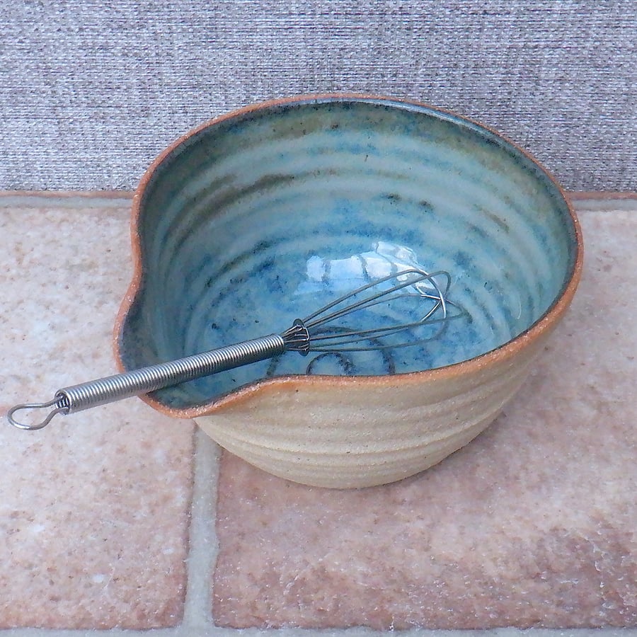Drizzle bowl salad dressing sauce mixing serving hand thrown stoneware 