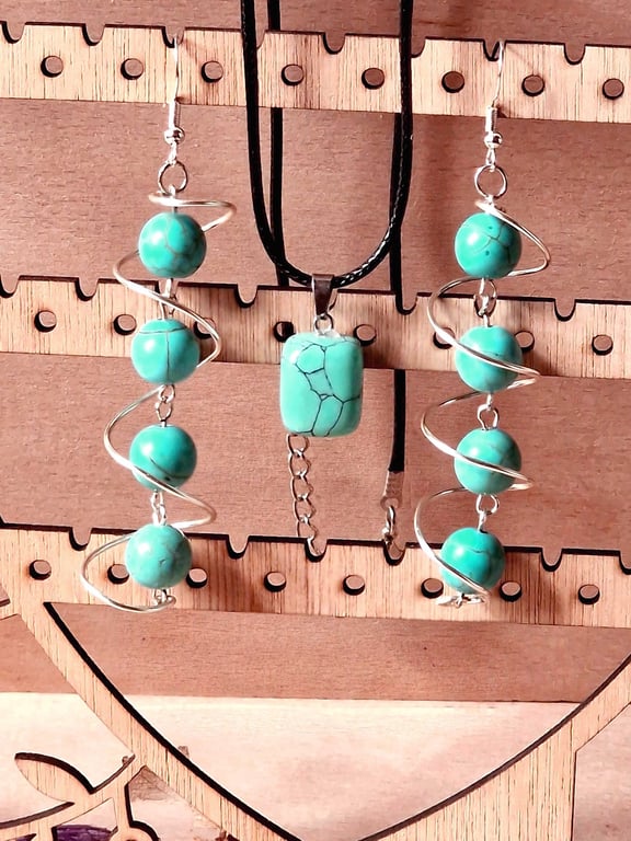 Turquoise Jewellery Set – Handmade Earrings & Pendant in Silver, Boho Gift Idea