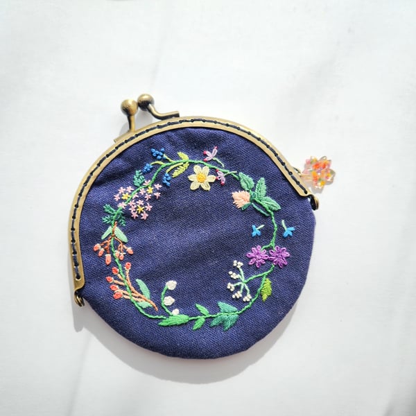 Embroidered Coin Purse, Small Clasp Pouch for Coins or Little Items