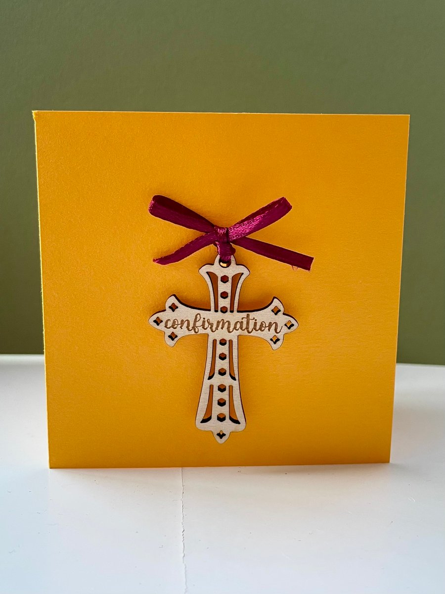 Blank card with detachable wooden 'confirmation' cross decoration