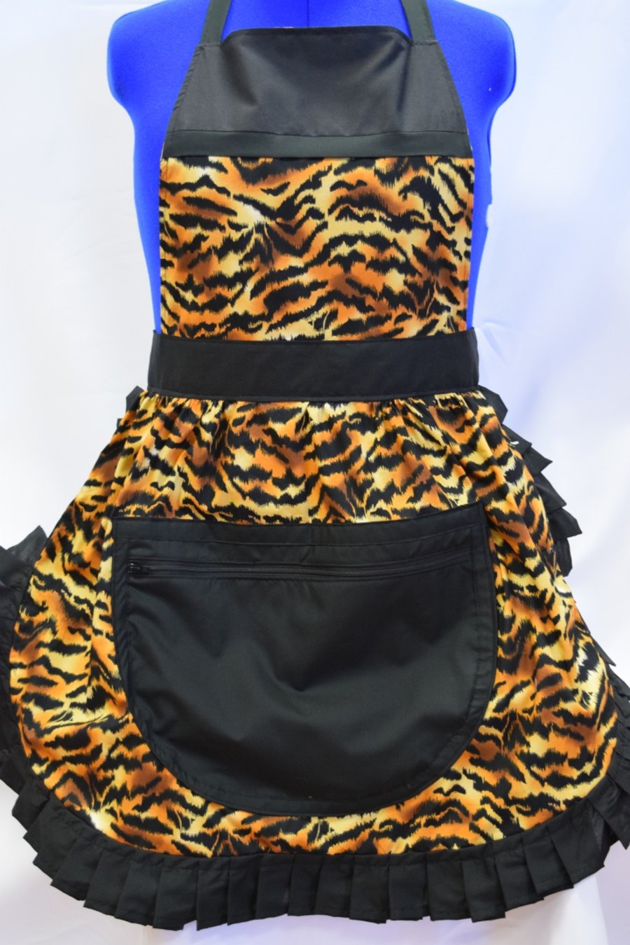 Vintage 50s Style Full Apron Pinny with Large Zipped Pocket - Tiger Stripe Print