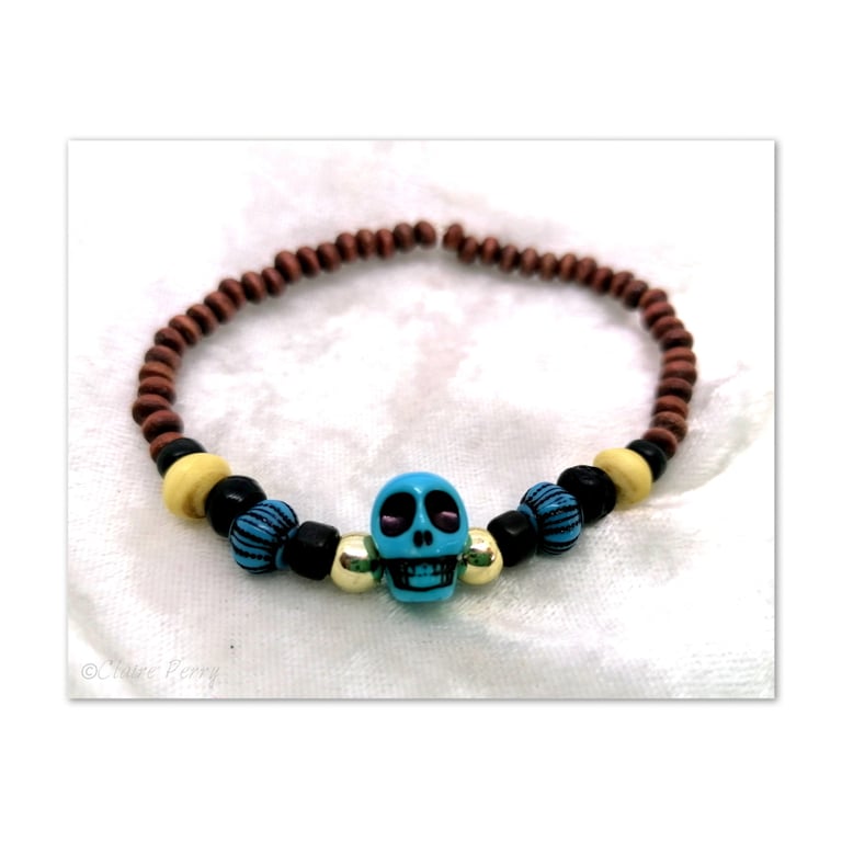 Wooden Surfer's bead bracelet with Turquoise Skull bead 