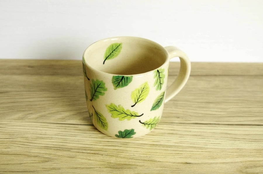 Medium Mug - Green Beech and Oak Leaves, Pattern