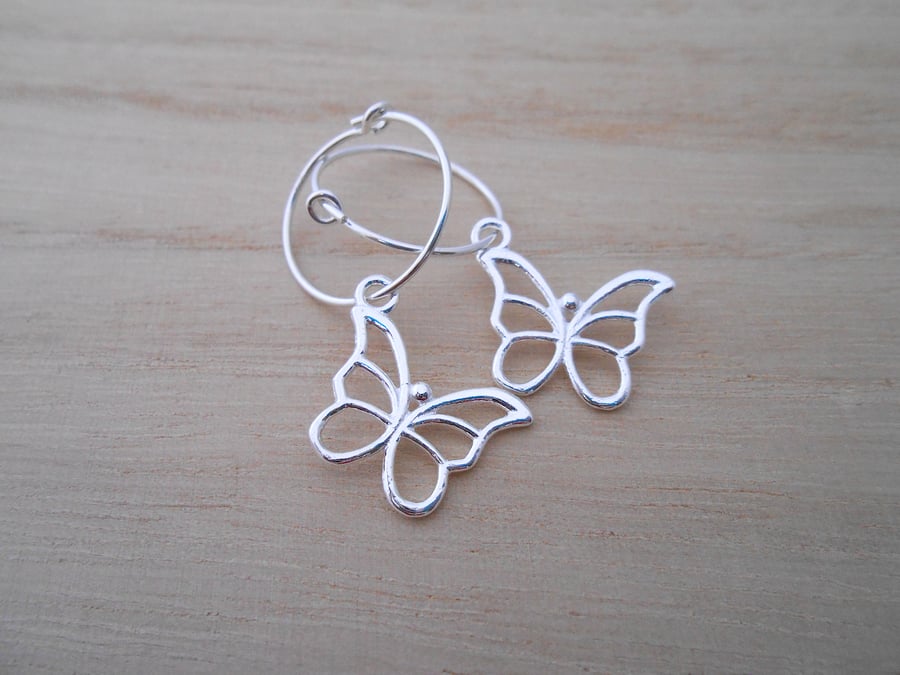 Butterfly hoop earrings in sterling silver. Ref 210