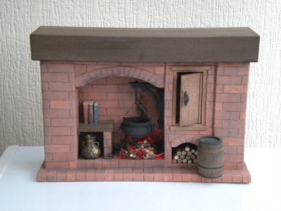 1:12th Dolls House Red Brick Fireplace Tudor Medieval Colonial Walk In Style