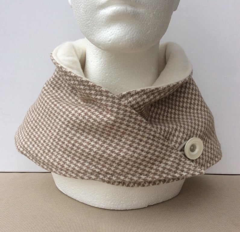  Neck warmer, snood, cowl, scarf, beige and cream dogtooth check