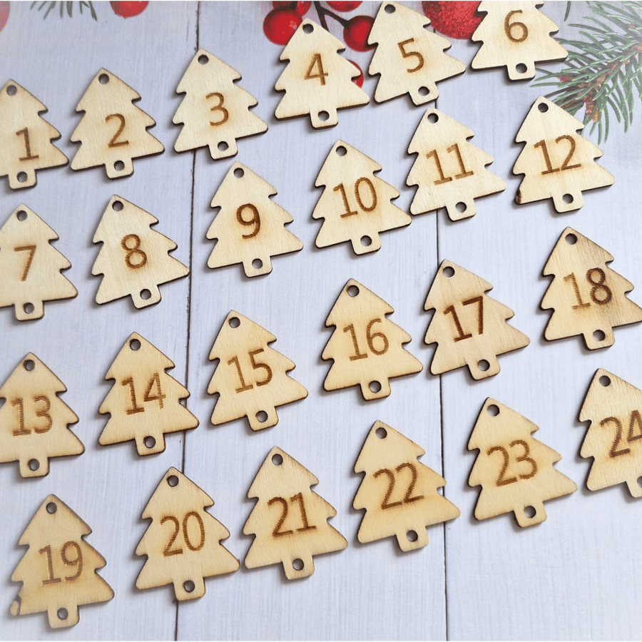 Wooden Advent Calendar Numbers – 1 to 24 Christmas Tree Shaped Tags