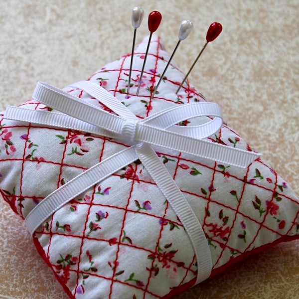 Lavender Scented pincushion 