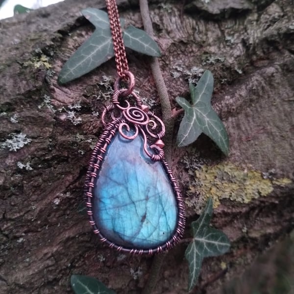 Labradorite Copper WireWrap Pendant - Whimsical Goth Gemstone WireWrap Necklace