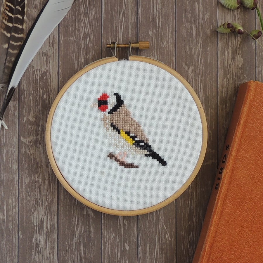 Cross stitch bird pattern - Goldfinch - PDF printable - cross stitch chart