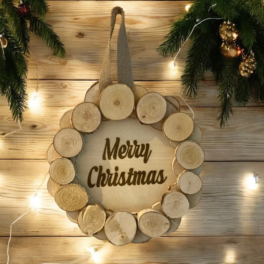 Rustic Log Slice Christmas Wreath Wall Decoration.