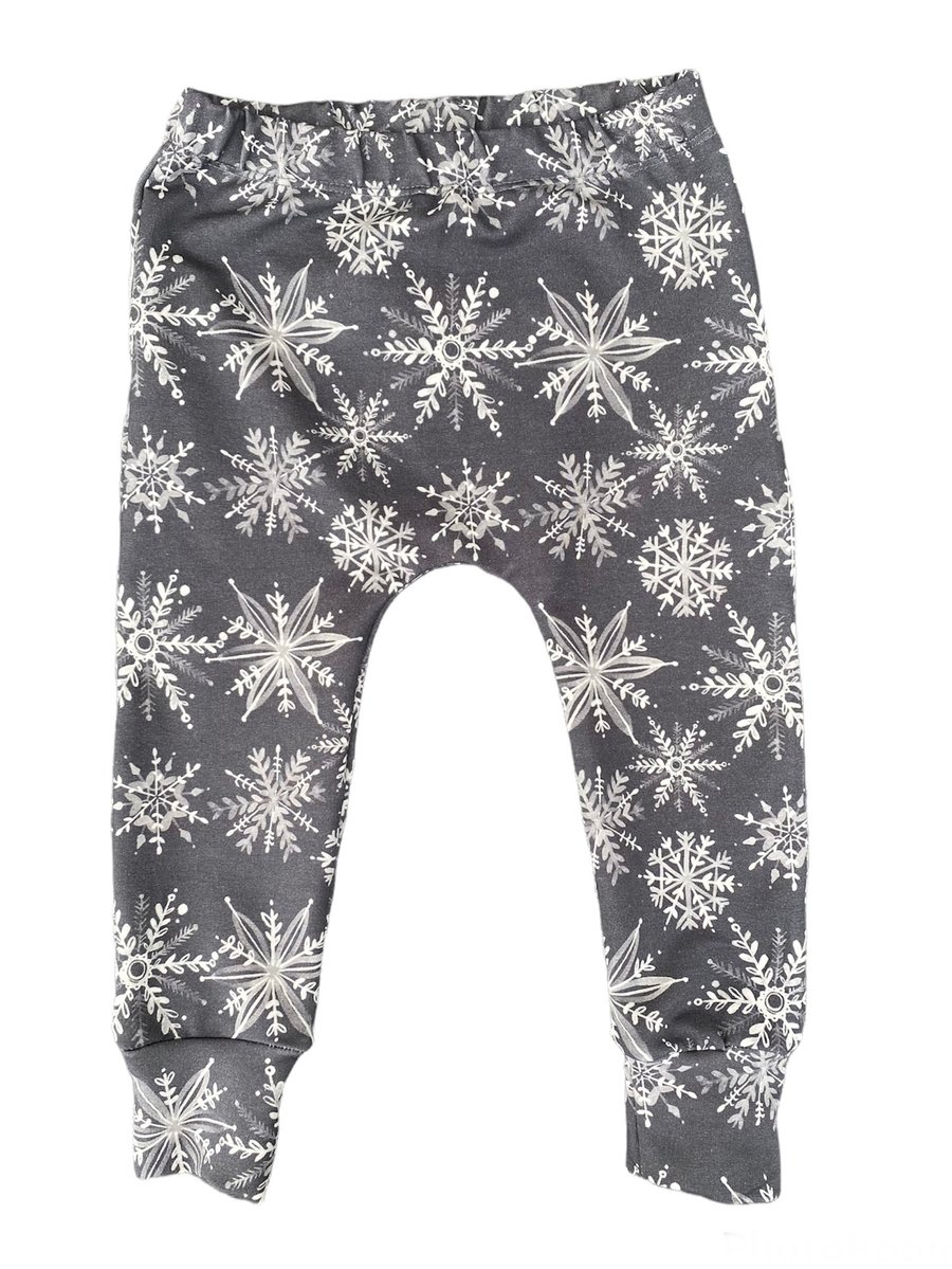 Grey Snowflake cuffed leggings - Made to order in sizes up to 6 years 