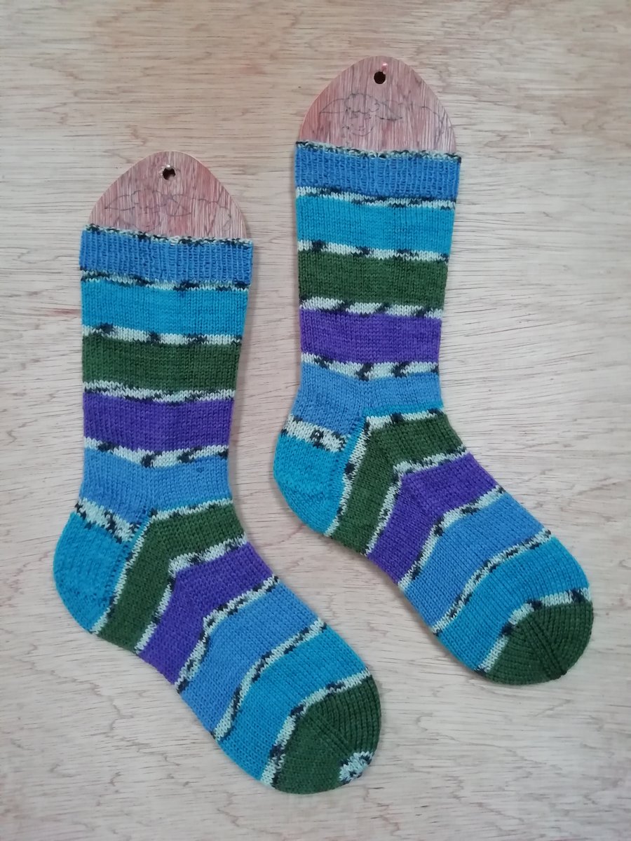 Hand knitted socks, MEDIUM, size 5-7