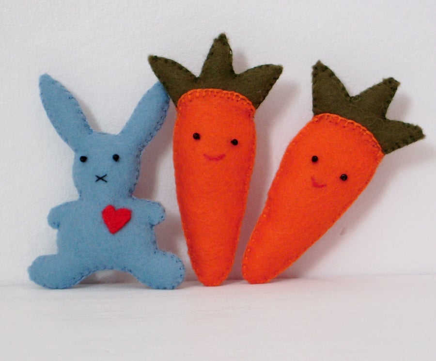 Rabbit brooch,textile brooch,carrot brooch,kawaii jewellery
