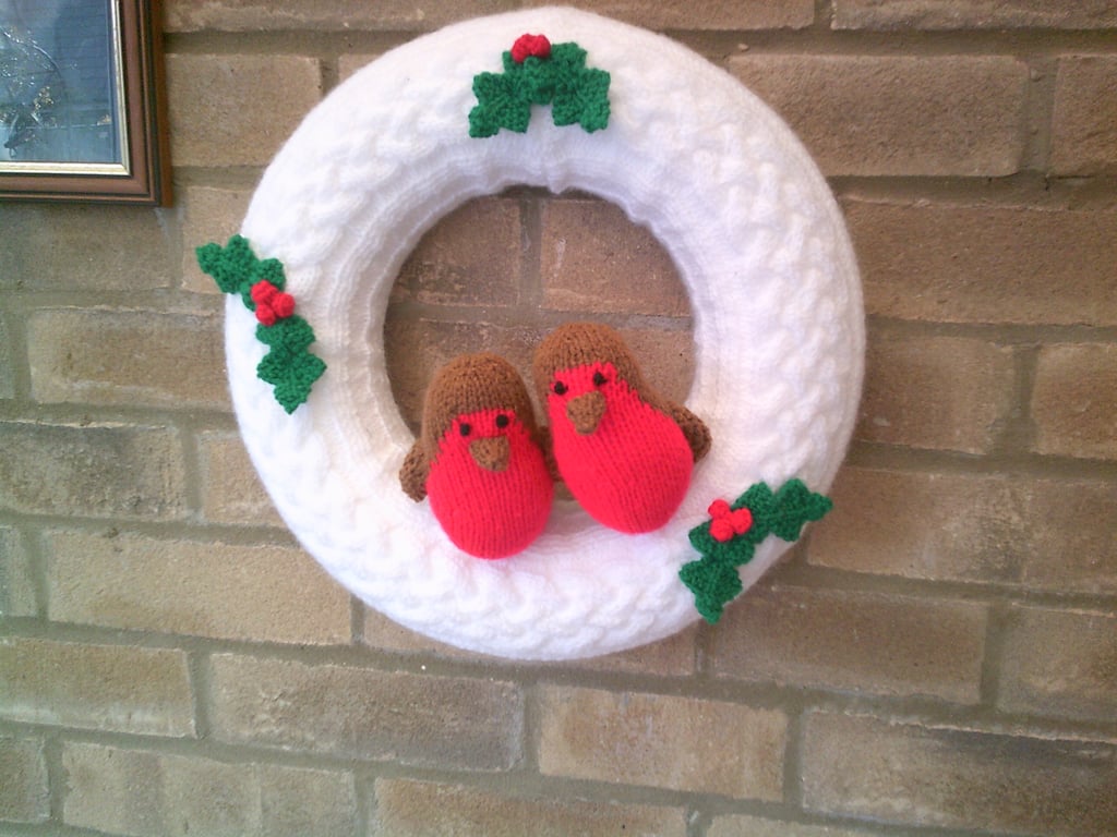 Christmas Wreath with Robins