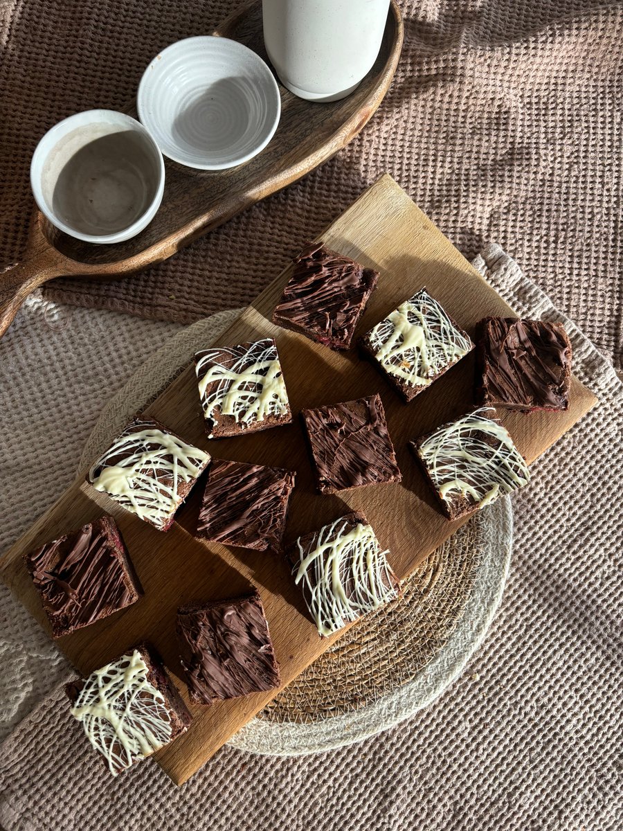 Double Chocolate Brownie Gift Box (x12)