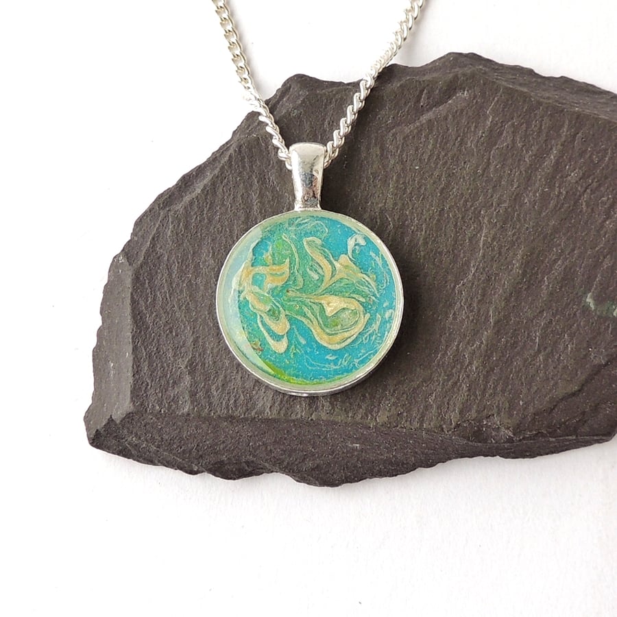 Blue & Cream Pendant, 18" Chain 2071