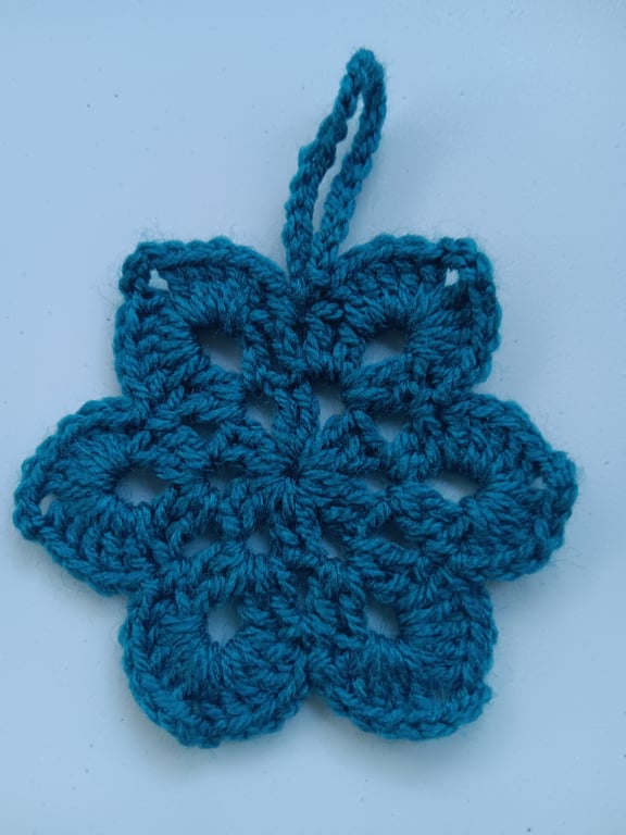 Crochet Christmas Snowflake (Dark Green) - festive decoration