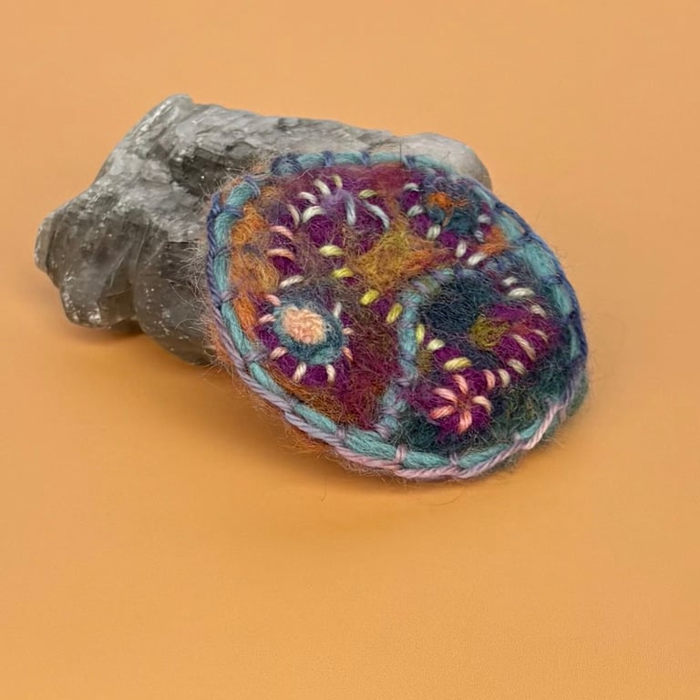 Felted Brooch - Heather