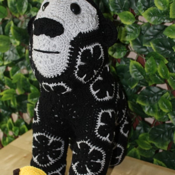 handmade crochet gorilla with crochet banana