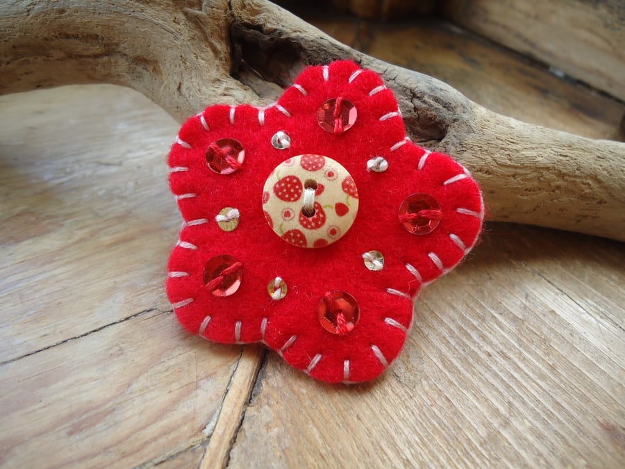 Flower Brooch, Red