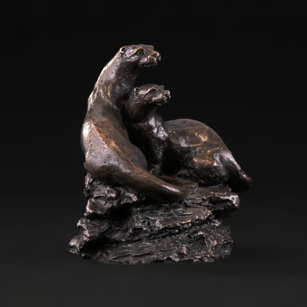 Foundry Bronze Pair of Otters Animal Statue Small Bronze Metal Sculpture