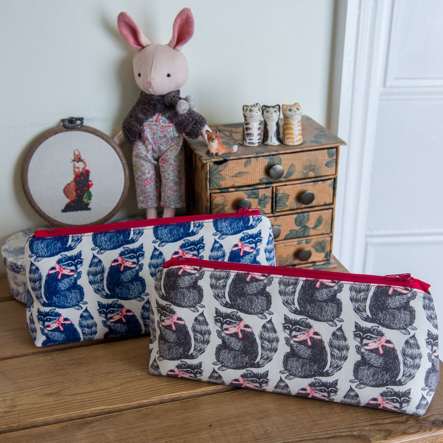 Zip pouch in Raccoons print in a really useful size, perfect as a make up bag 