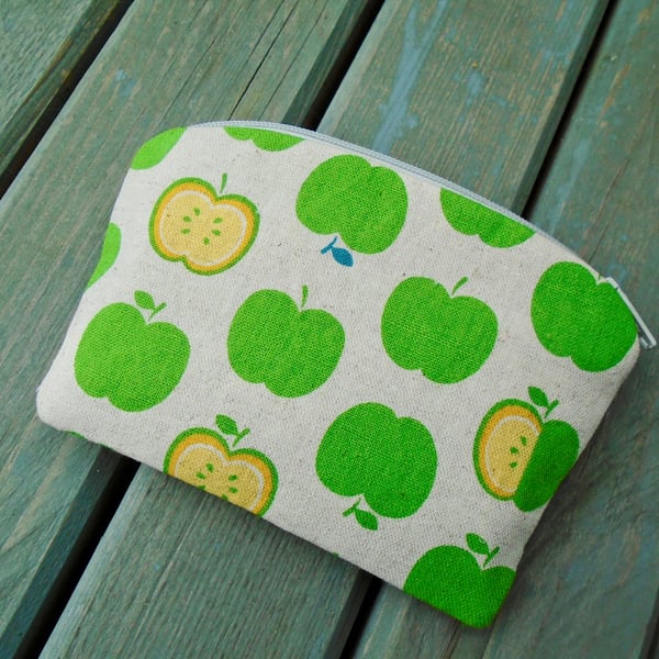  Clearance bargain - Cotton Purse - Green apple 