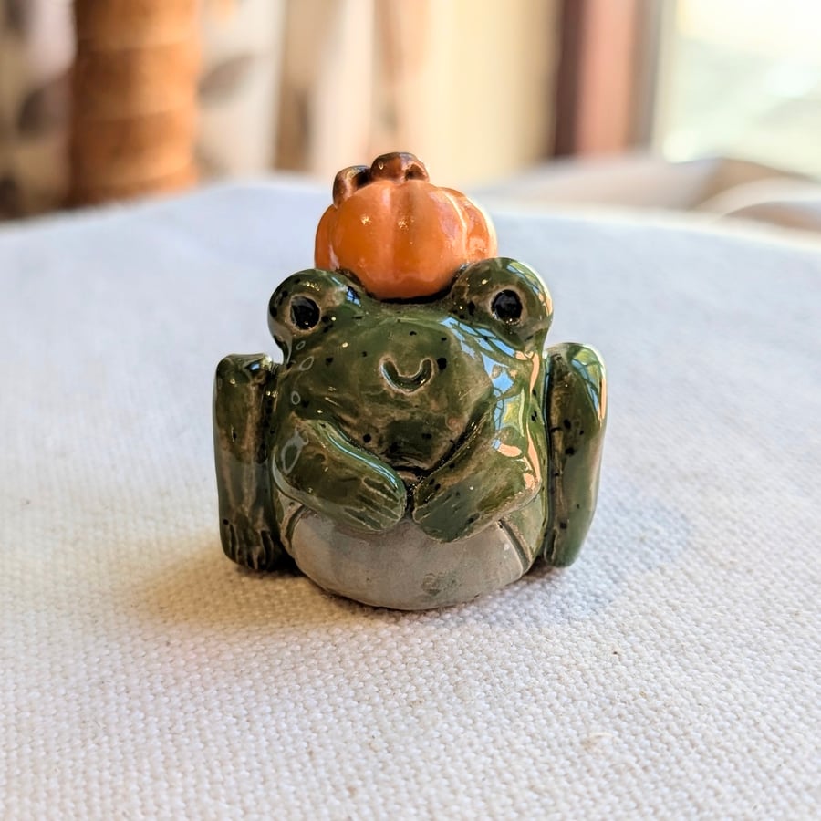 Image of Ceramic Pumpkin Frog