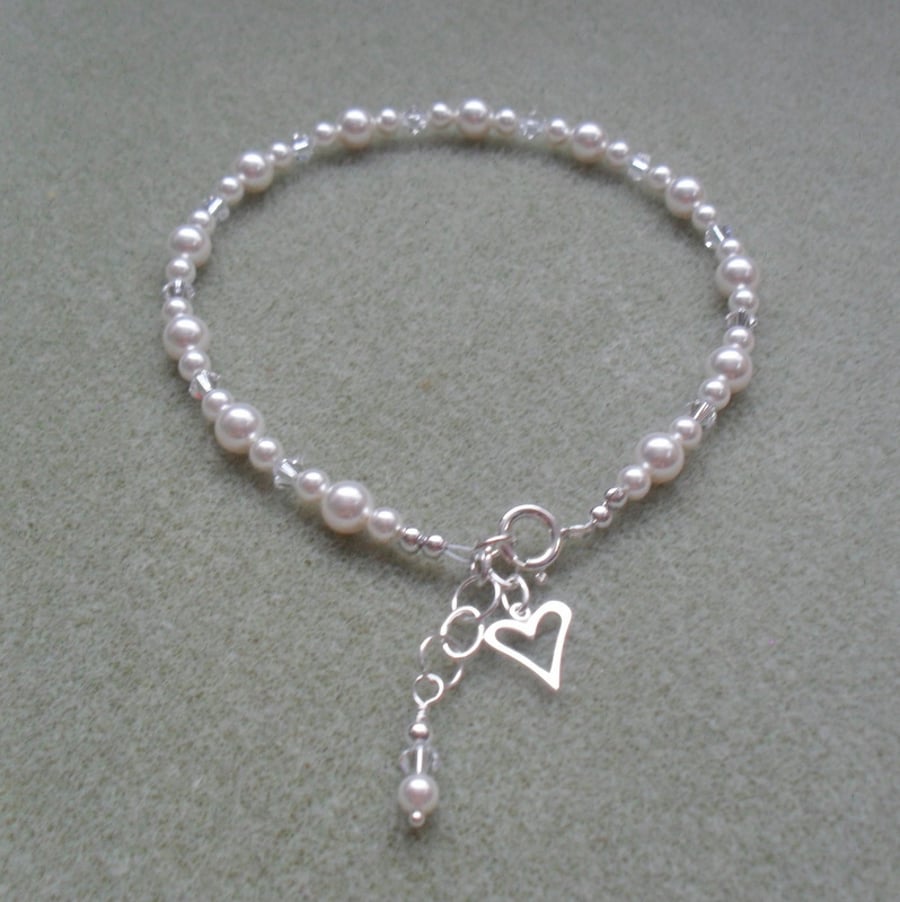 Sterling Silver Pearl and Crystal Anklet With Swarovski Elements