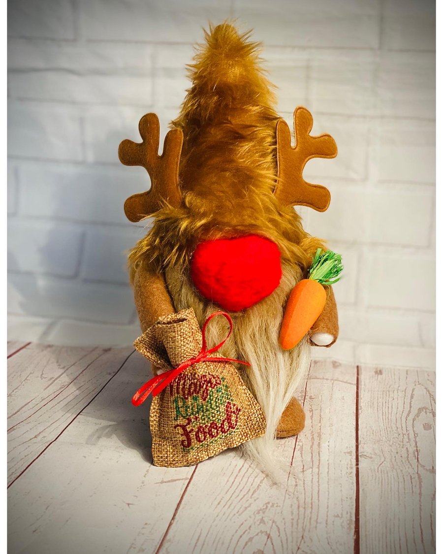 Handmade Reindeer Gnome with Carrot and Magic Reindeer food bag 