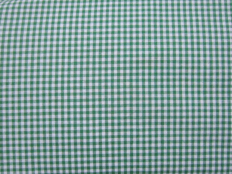 SALE 1 Metre Green Gingham Check Fabric. % to Ukraine