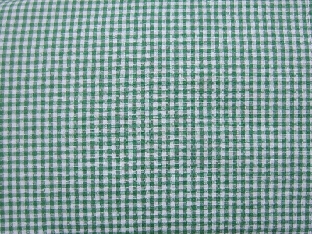 SALE 1 Metre Green Gingham Check Fabric. % to Ukraine
