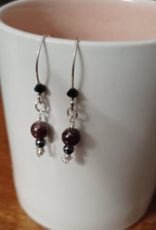 Garnet bead drops