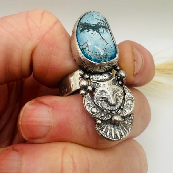 The Guardian of the Lake Ring