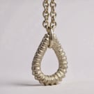 Thread tear drop necklace 