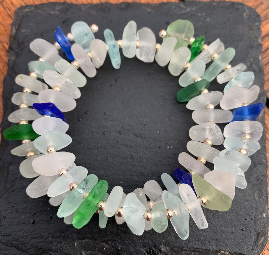 Seaglass & silver plate bead memory bracelet