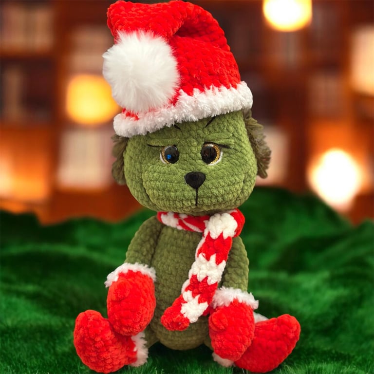 Handmade crochet Amigurumi soft plushie Grinch toy